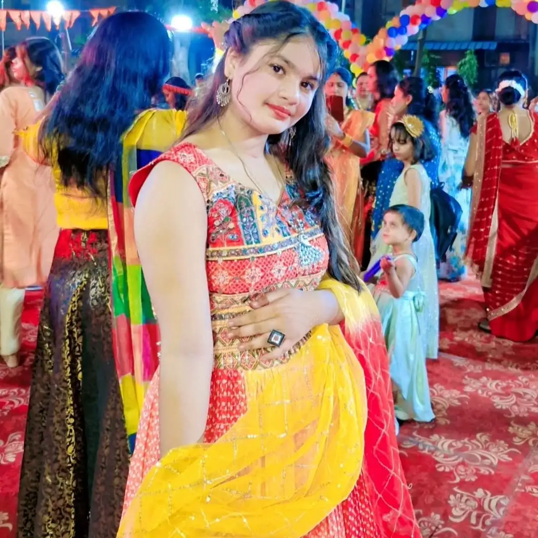 Vanshika Gurjar Biography, Boyfriend, Age, Income & More